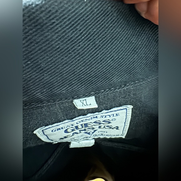 GUESS JEANS VINTAGE JEAN JACKET! GREAT CONDITION. HALF OFF BOOM! - Picture 4 of 4